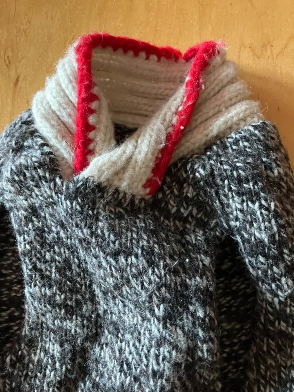 Chilly Dog Hand Knit Dog Sweater Gray Red White Made in Ecuador Medium